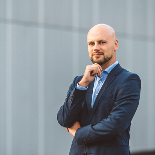 Marek Viktor
